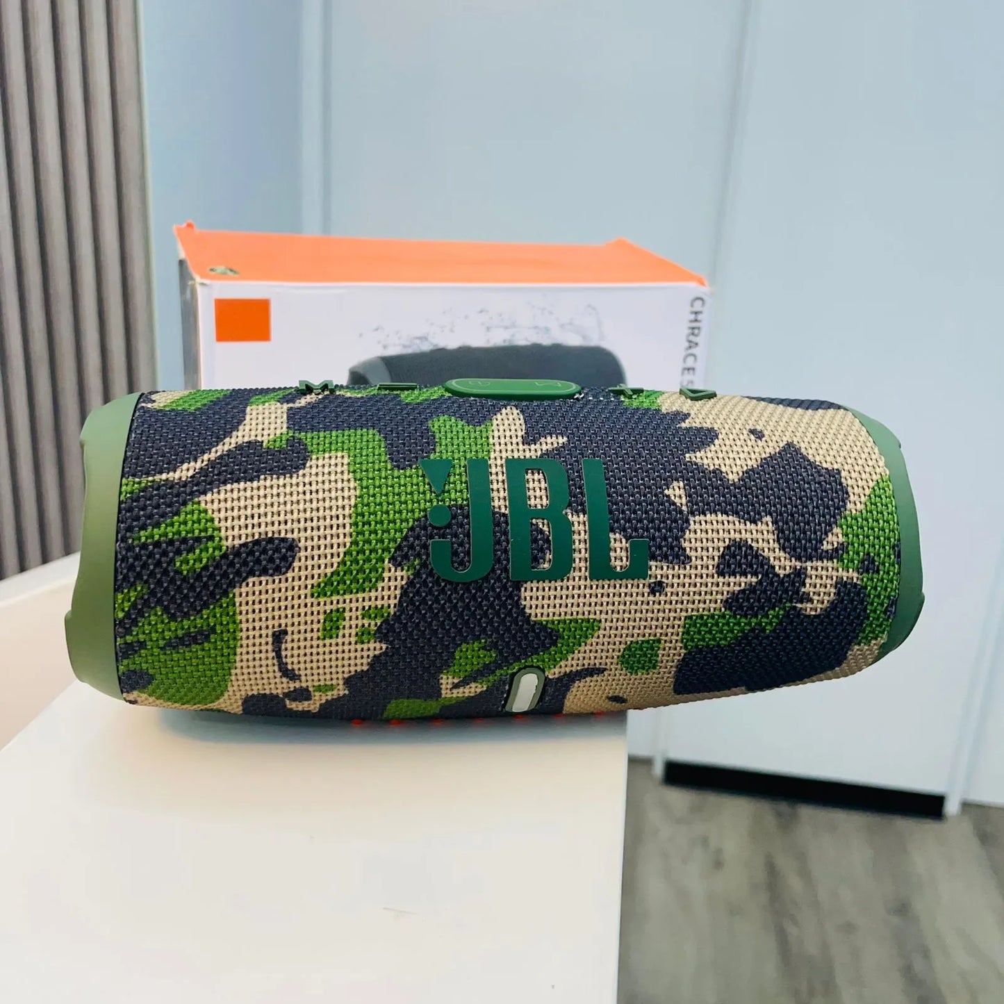 Parlante Charge 5 1.1